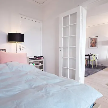 Explore Frederiksberg! Perfect Space For Travelers * Copenhagen